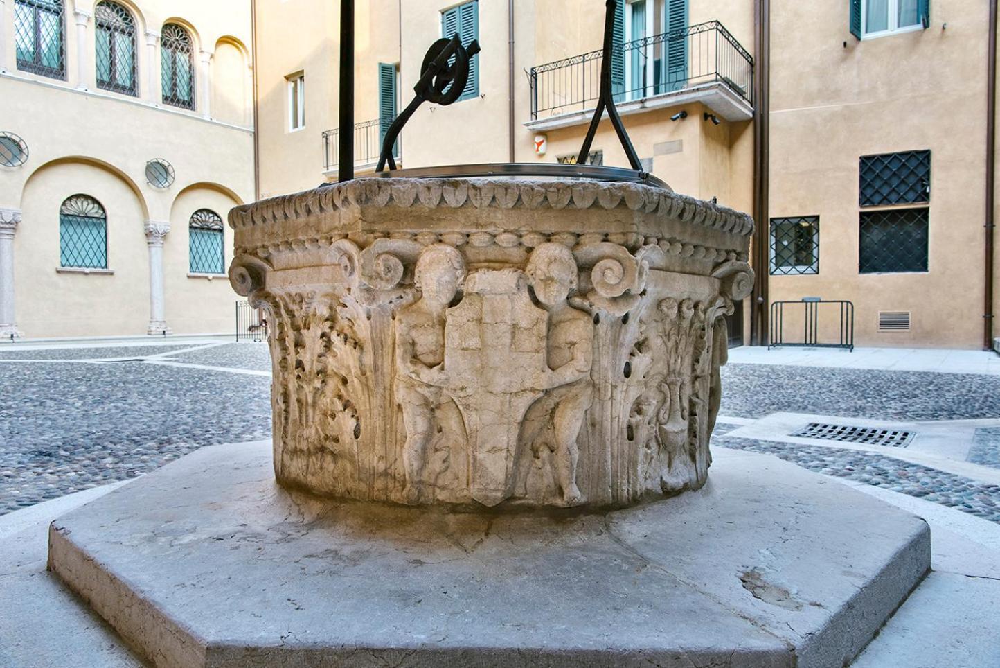 Palazzo Confalonieri Da Lisca Verona Luaran gambar